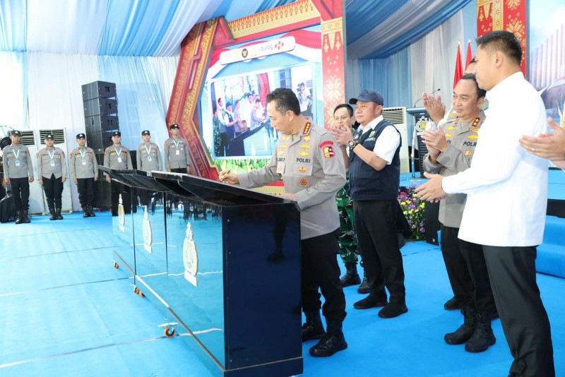 Kapolri Resmikan 57 Jembatan Merah Putih, Permudah Akses Warga