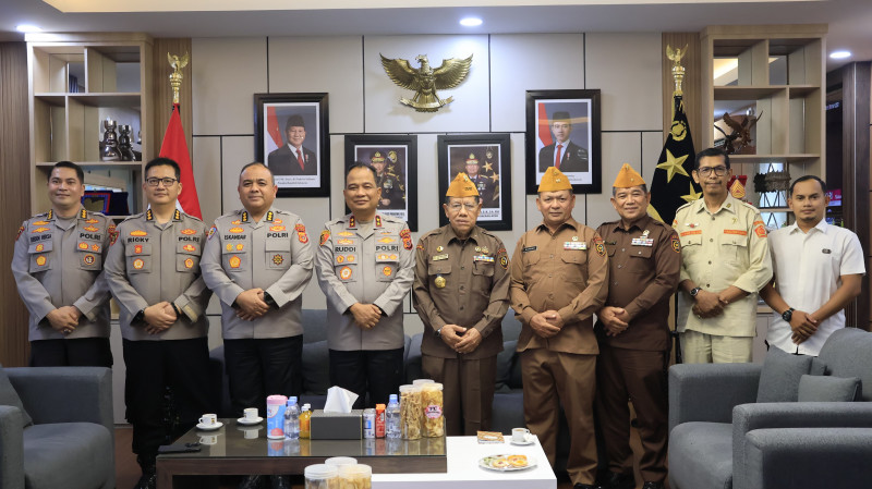 Kapolda Aceh Terima Silaturahmi LVRI, Bahas Persiapan Hari Veteran Nasional ke-77