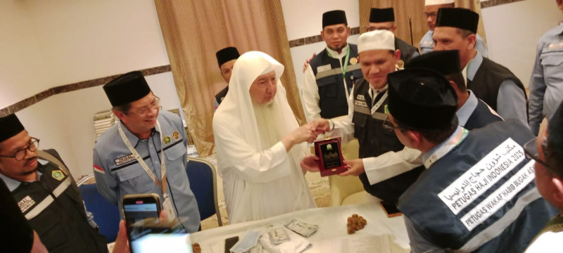 Wagub Aceh dan Syeikh Balthu Bahas Pengelolaan Wakaf Habib Bugak Asyi di Arab Saudi