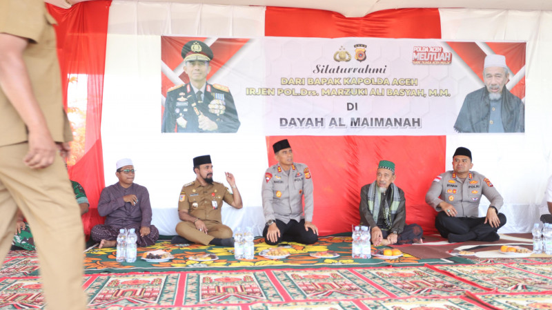 Kapolda Aceh Serahkan Hewan Kurban Untuk Dayah Al Maimanah