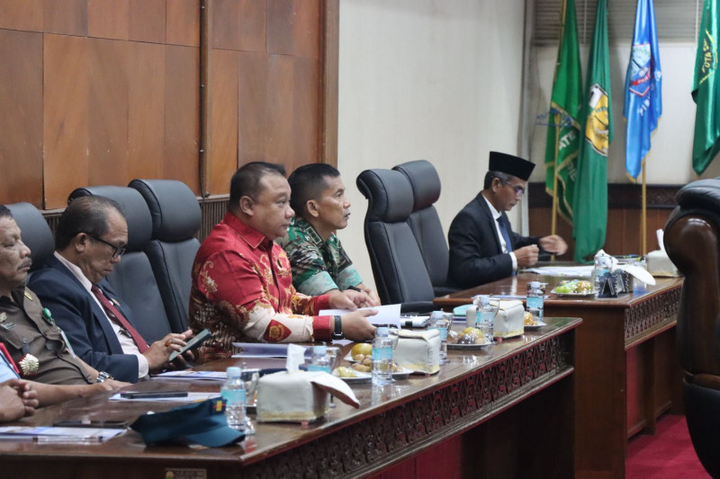 Kabidkum Polda Aceh Hadiri Rapat Paripurna DPRA Tahun 2024