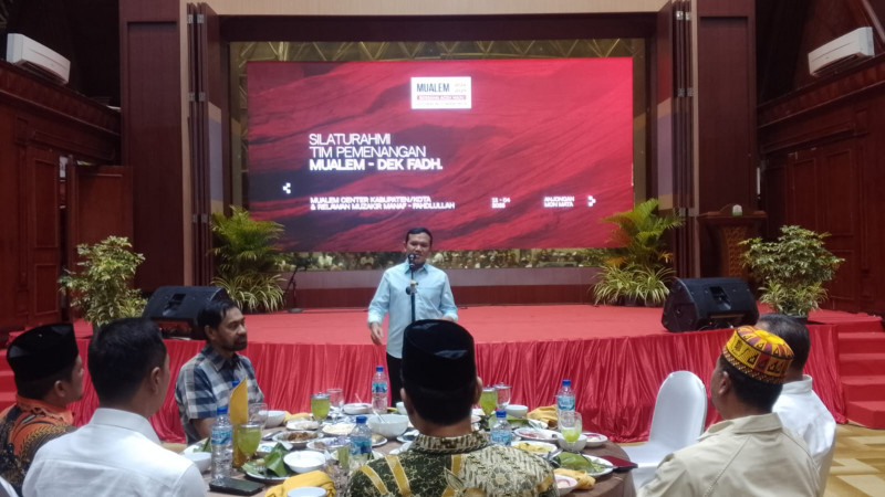 Dek Fadh Ajak Relawan Tetap Solid Kawal Program Pemerintah Aceh