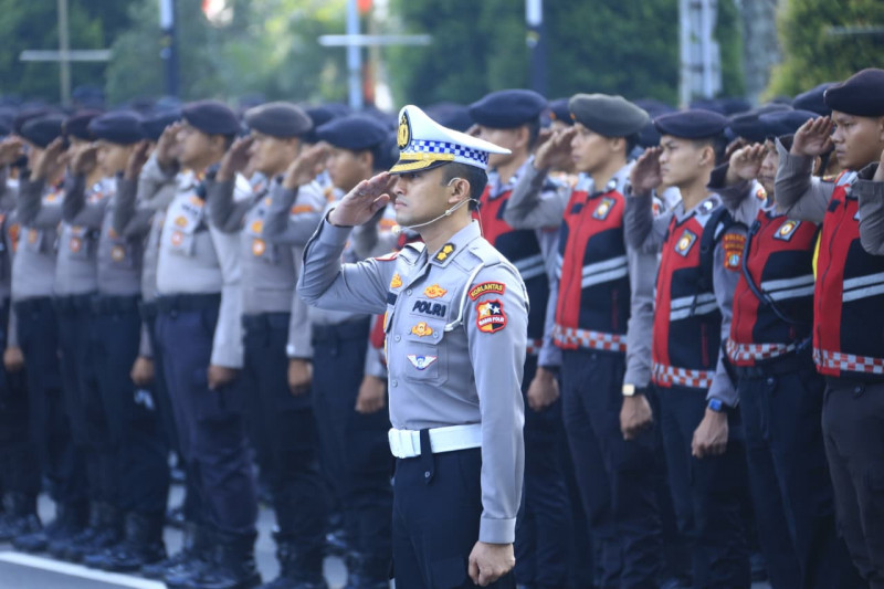 Kakorlantas Pimpin Apel Gelar Pasukan Operasi Merdeka Jaya Jelang Peringatan HUT ke-80 RI