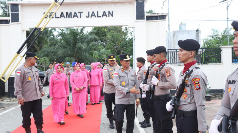Kunker ke Polres Subulussalam, Kapolda Aceh Minta Jajaran Tingkatkan Pengawasan Peredaran Narkoba Serta Tandatangani Prasasti Lapangan Tembak