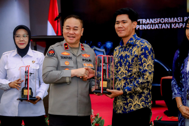 Polri Gelar Dialog Penguatan Internal untuk Hadapi Ancaman Love Scamming di Era Digital