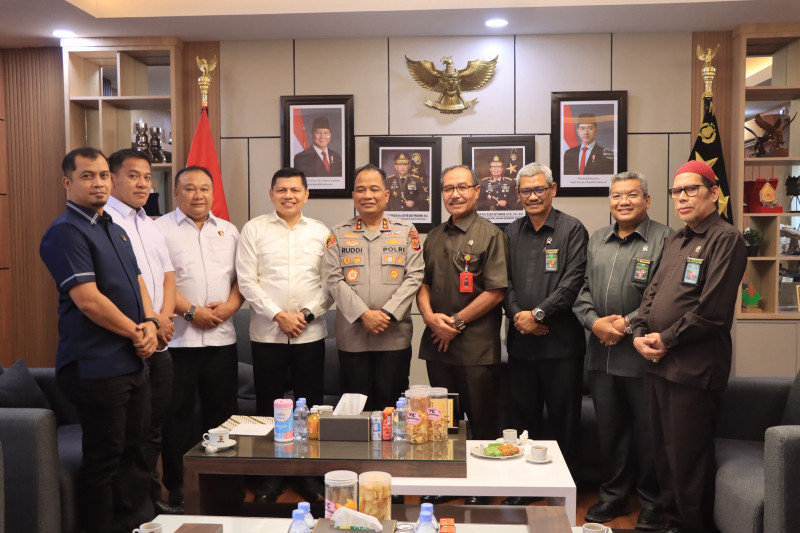 Kapolda Aceh Terima Silaturahmi Ketua Pengadilan Tinggi Banda Aceh