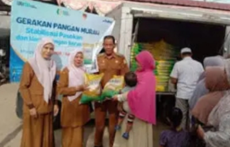 Aceh Besar Salurkan Bantuan Pangan ke Warga