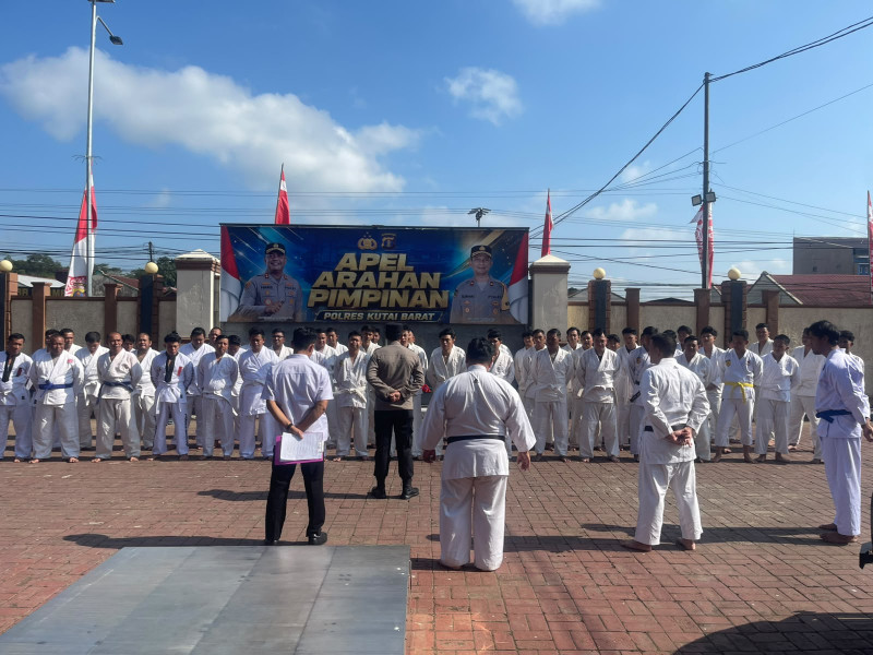 57 BINTARA POLRES KUTAI BARAT JALANI UJIAN BELADIRI UNTUK UKP PERIODE 01-01-2027