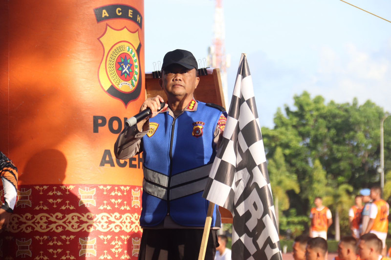 Kabid Humas Selaku Ketua Tim Jasmani, Semangati Calon Bintara Polri